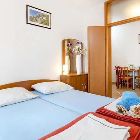 Adrijana & Fitness Wolf Bv Baška Voda