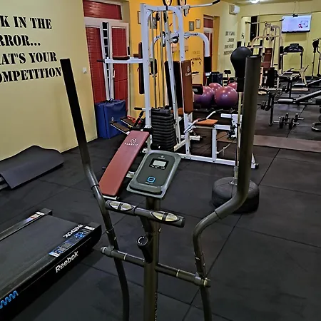 Vila Adrijana & Fitness Studio Wolf Bv Aparthotel