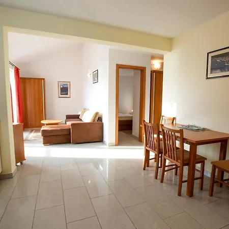 Vila Adrijana & Fitness Studio Wolf Bv *