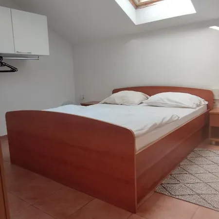 شقة فندقية Adrijana & Fitness Wolf Bv 4*